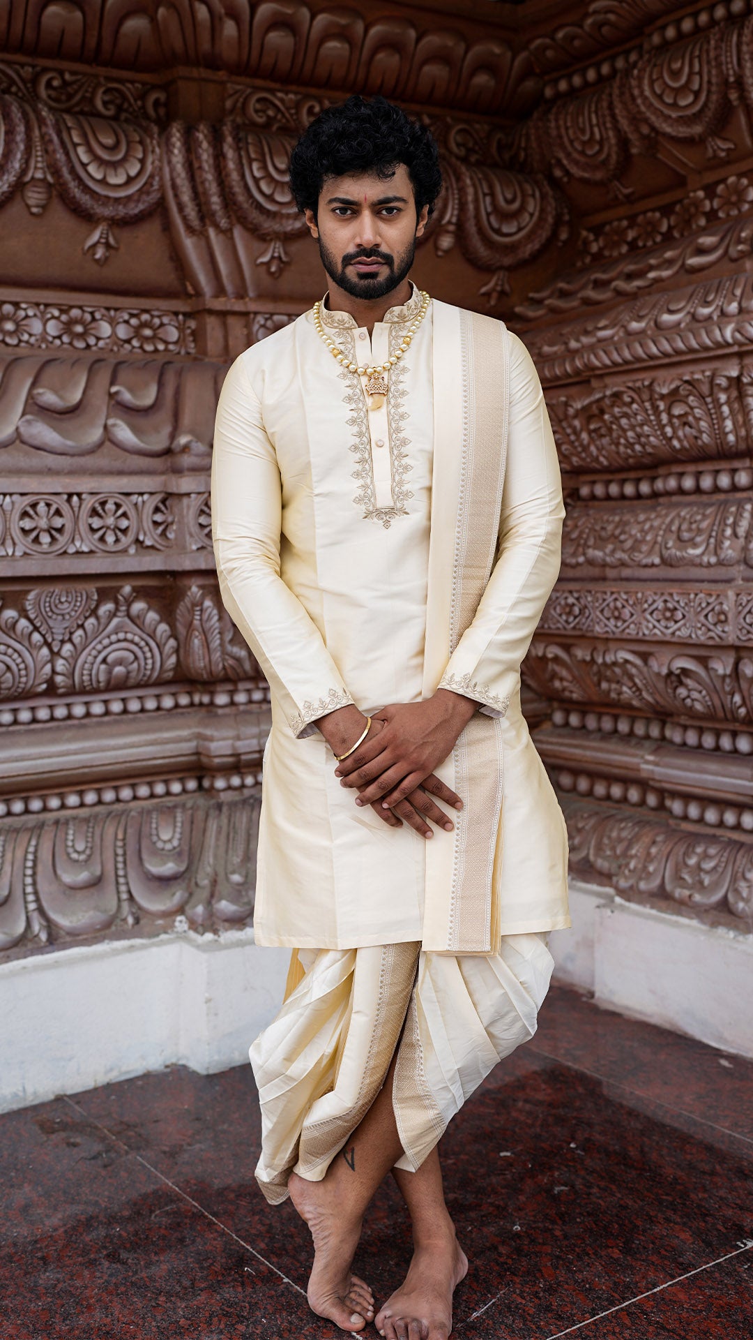Elegance in Every Thread  प्र�तप्रतन्तु लावण्यं �नबद्धम्