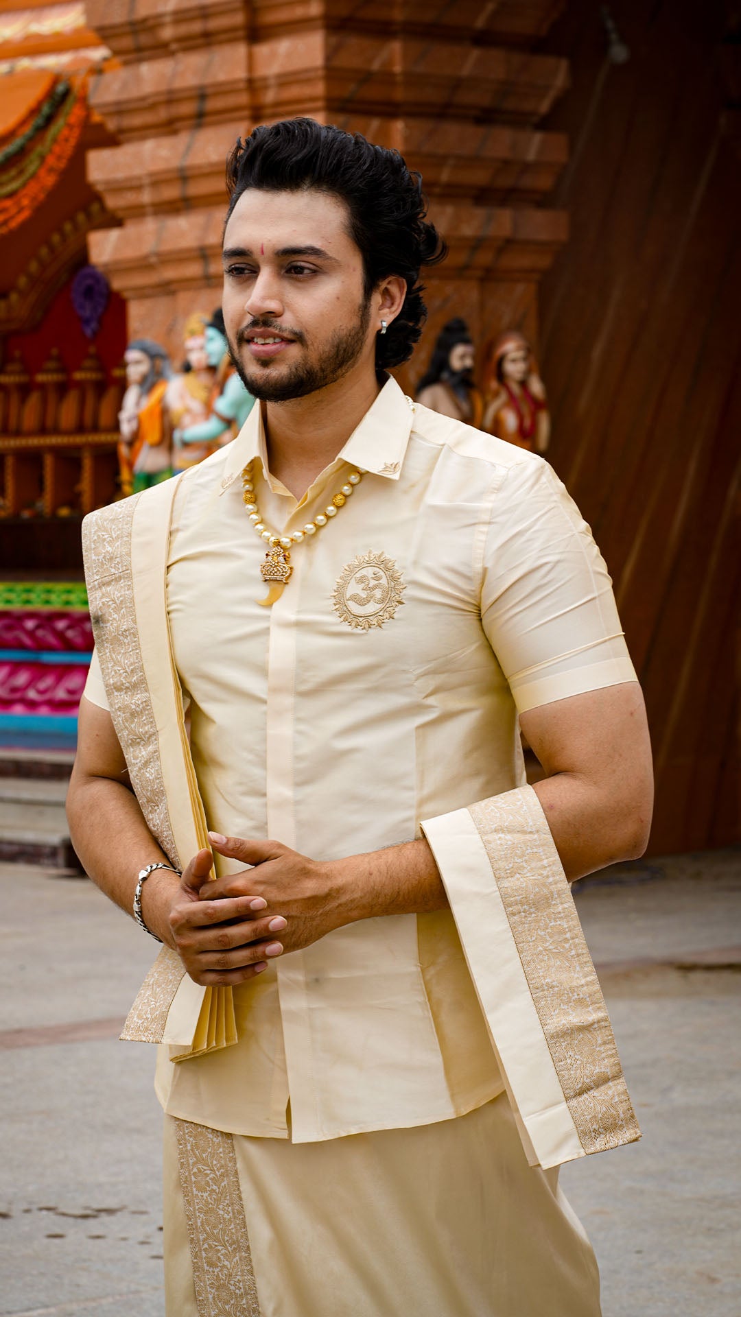 Centered in Tradition  परम्परायां के ���तम्