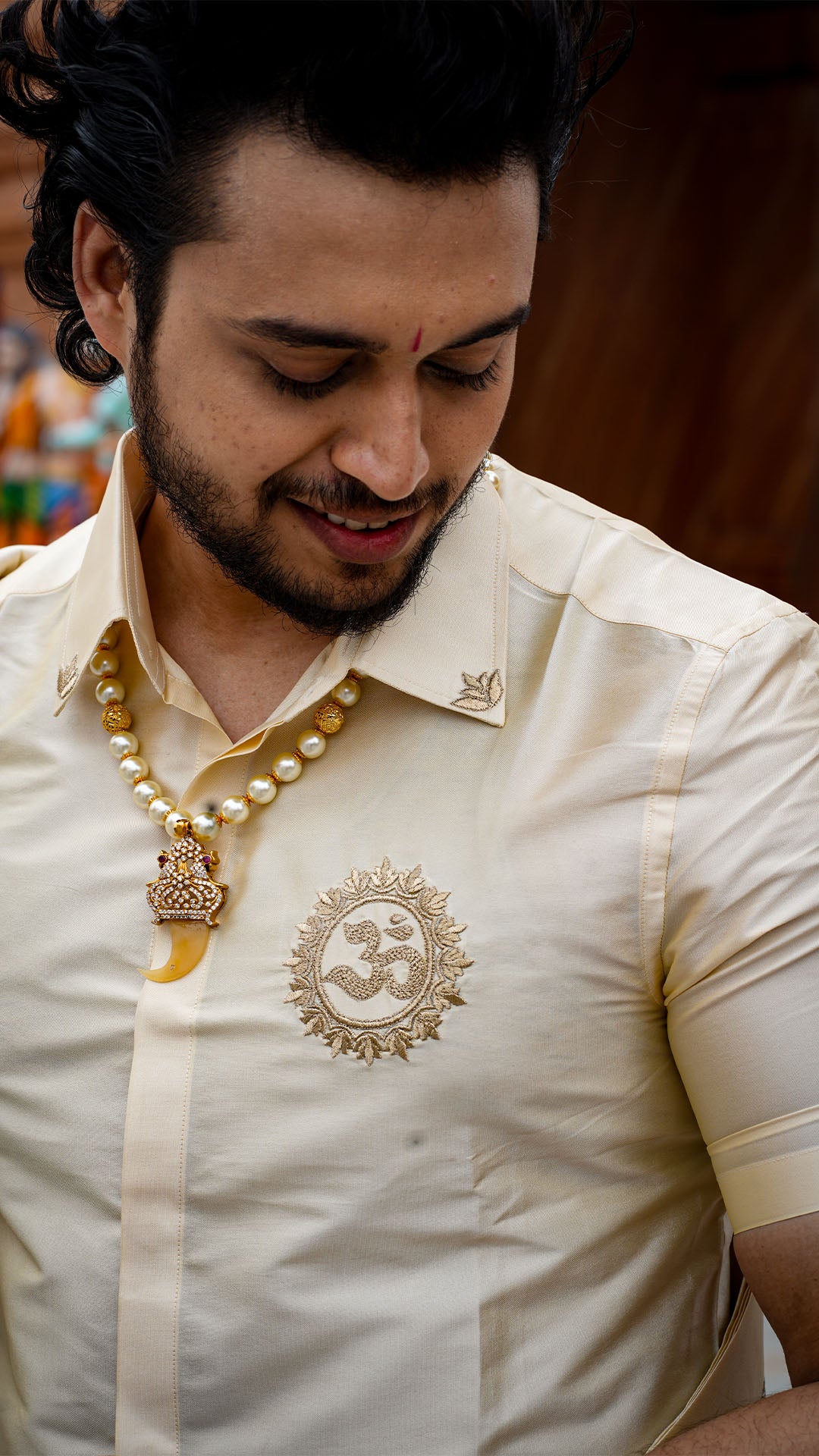 Centered in Tradition  परम्परायां के ���तम्